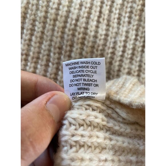 NWT Witty Fox Beige Pink Fringe Sweater S Pullover Knit Polyester Round Neck - Picture 6 of 7